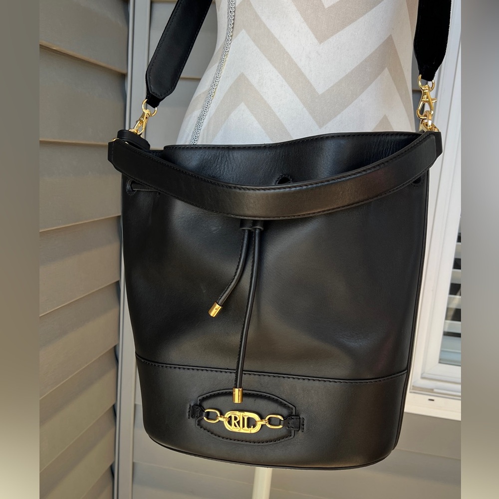 Ralph Lauren Lauren Black Andie Large Leather Drawstring Bucket Bag - Picture 2 of 8